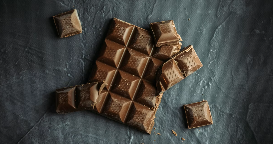 Suka Makan Cokelat? Hindari 3 Kombinasi Ini agar Tidak Ganggu Pencernaan